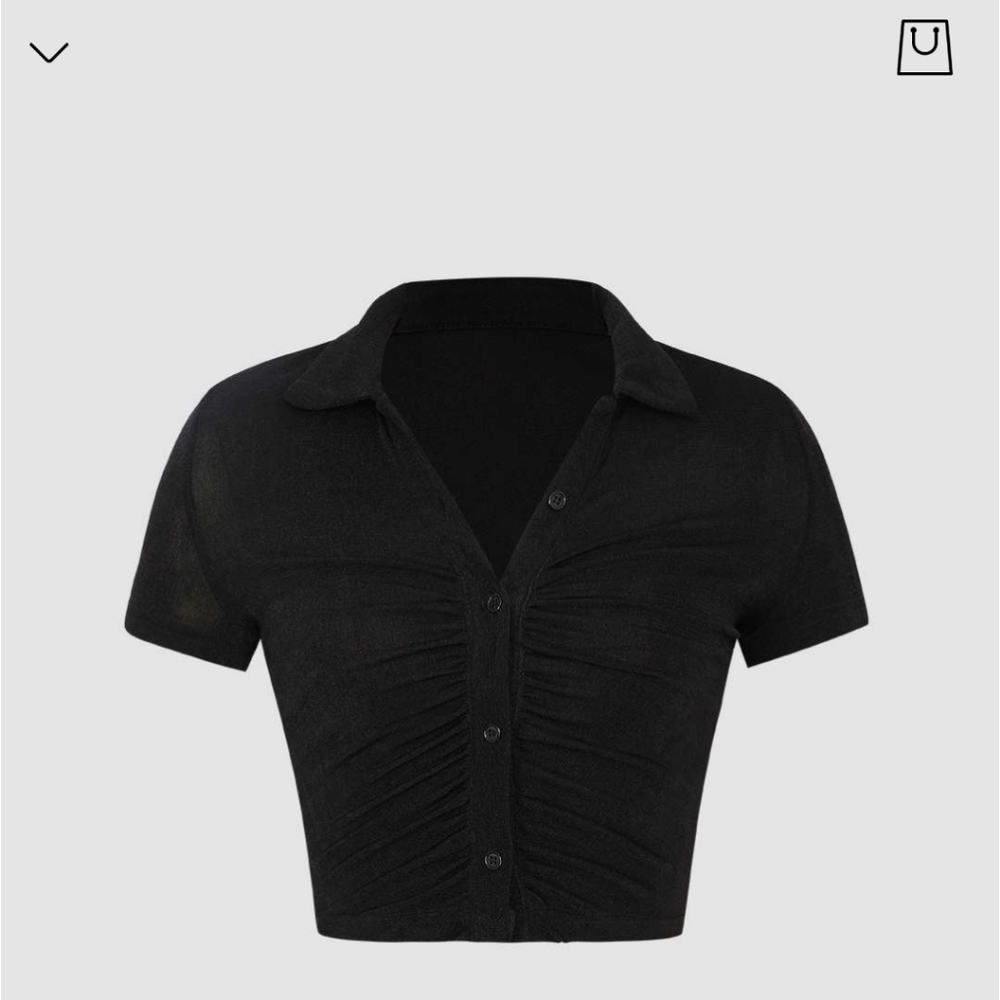 Collared Ruched Crop top